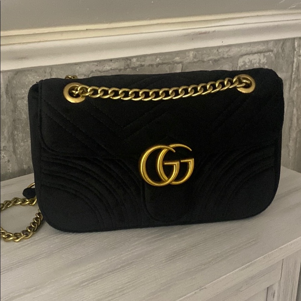 GG Marmont SUEDE medium bag